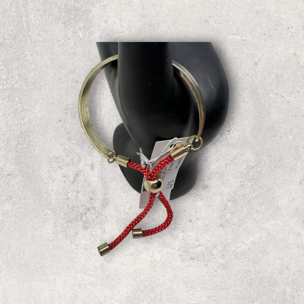 Charming Charlie Bracelet Gold Tone Front Red‎ Cord Adjustable